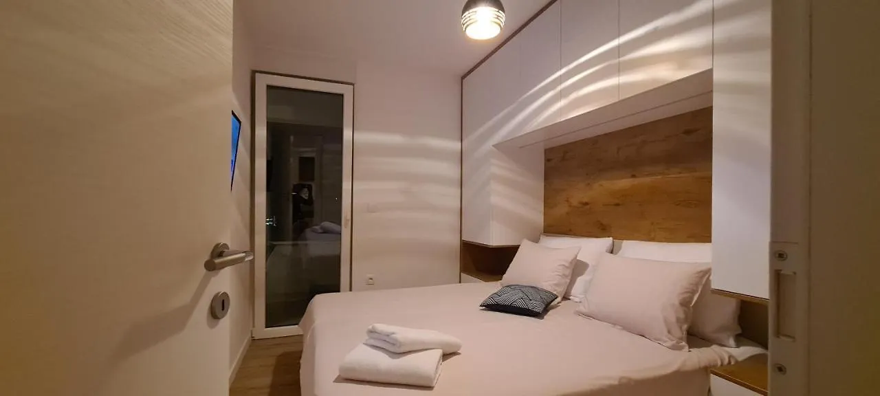 Apartment Apartman Marcelina 2 In Trogir Croatia